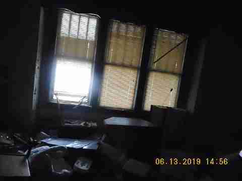 5828 Frontenac (12)_m.jpg